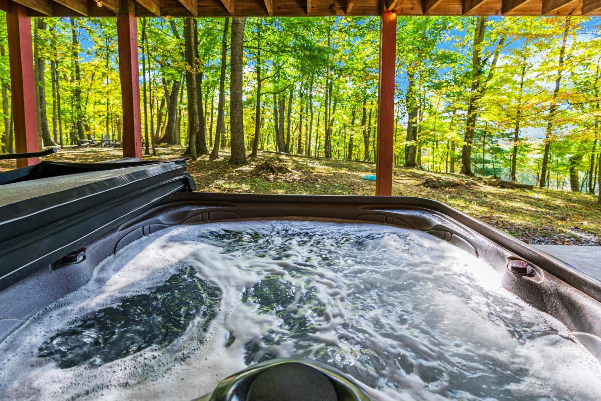 Morton Grove Hot Tub, Large Deck, Wifi, Fire Pit At Chalet Cabin מראה חיצוני תמונה